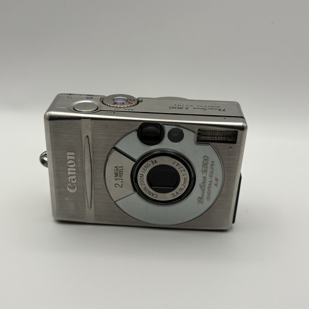 Canon PowerShot S300 Digital ELPH 2.1MP Digital Camera Silver Untested NoBattery
